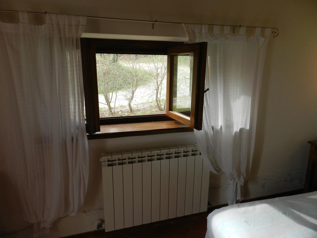 Agriturismo Il Corniolo Castiglione di Garfagnana Værelse billede
